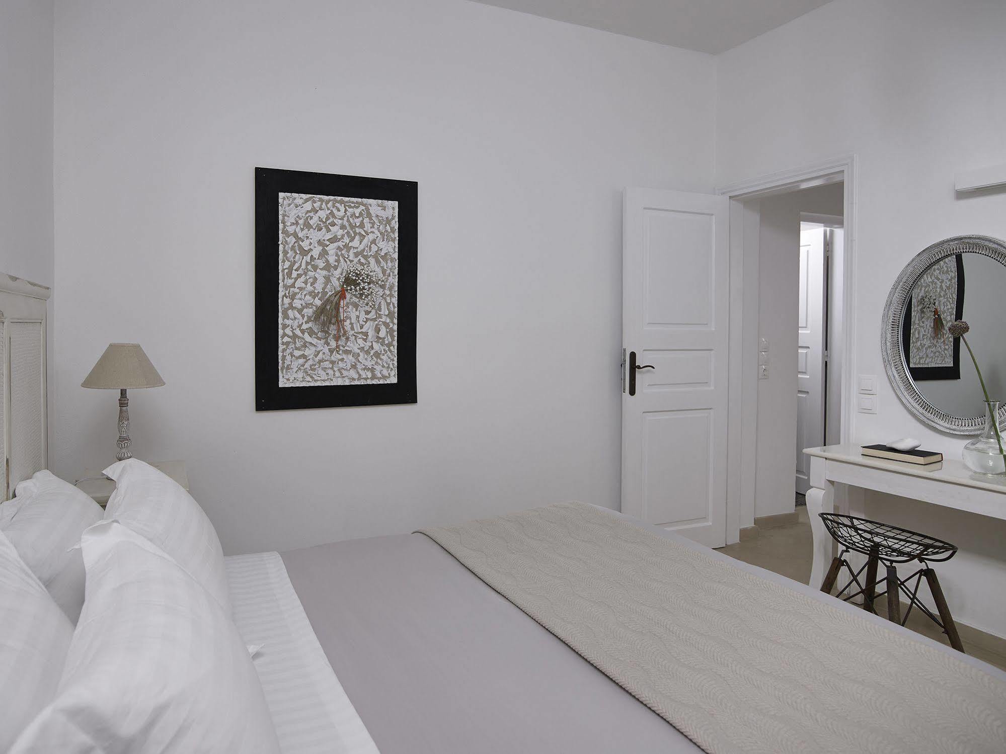 Mythique Villas & Suites Ия Экстерьер фото